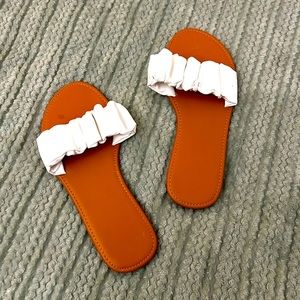 White Ruffle Brown Faux Leather Flip Flops, size 41